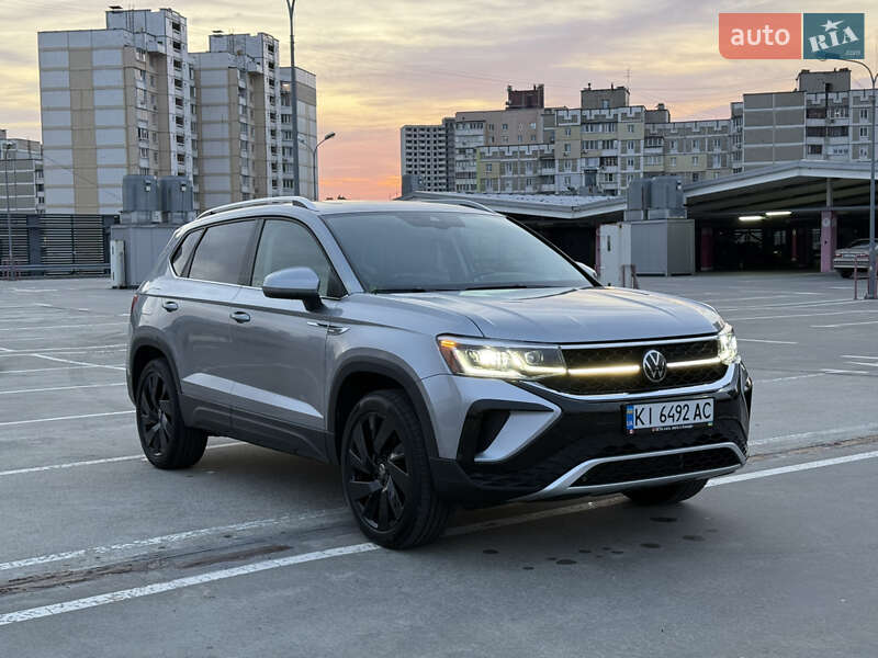 Внедорожник / Кроссовер Volkswagen Taos 2023 в Киеве