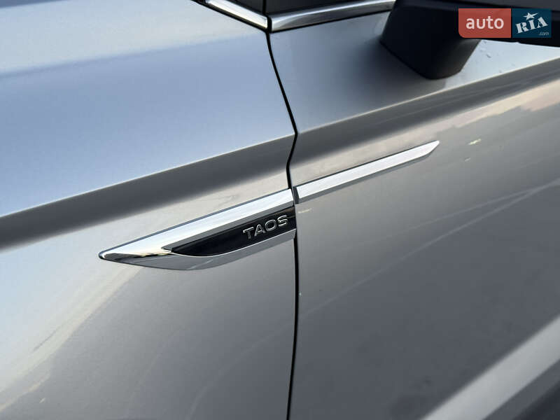 Внедорожник / Кроссовер Volkswagen Taos 2023 в Киеве