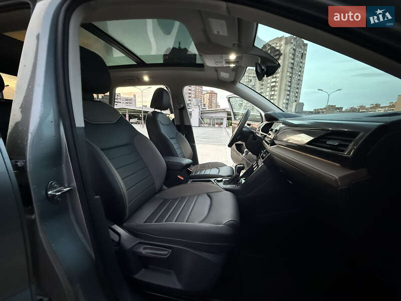 Внедорожник / Кроссовер Volkswagen Taos 2023 в Киеве