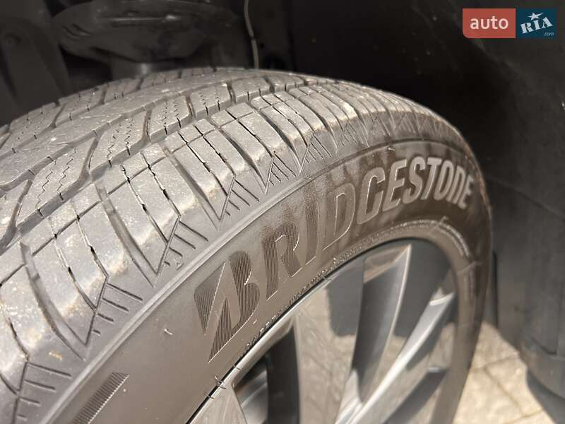 Позашляховик / Кросовер Volkswagen Taos 2023 в Запоріжжі