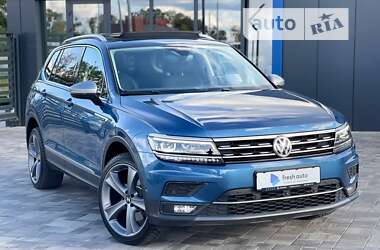 Внедорожник / Кроссовер Volkswagen Tiguan Allspace 2018 в Киеве