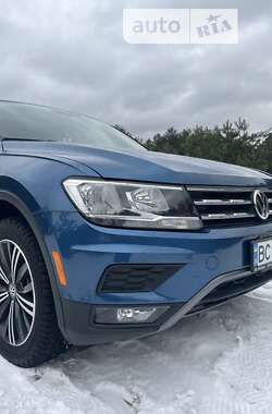 Внедорожник / Кроссовер Volkswagen Tiguan Allspace 2017 в Львове