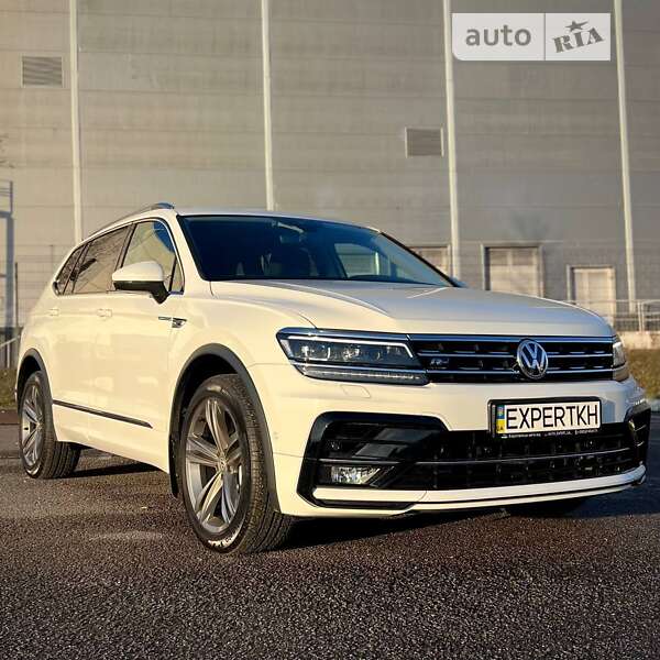 Внедорожник / Кроссовер Volkswagen Tiguan Allspace 2018 в Киеве