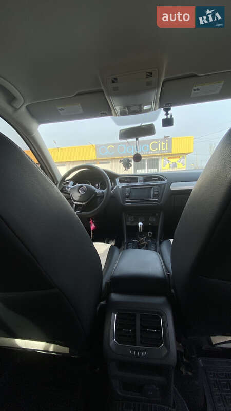 Внедорожник / Кроссовер Volkswagen Tiguan Allspace 2018 в Кривом Роге фото 11 Внедорожник / Кроссовер Volkswagen Tiguan Allspace 2018 в Кривом Роге
