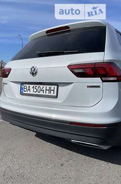 Внедорожник / Кроссовер Volkswagen Tiguan Allspace 2019 в Кропивницком