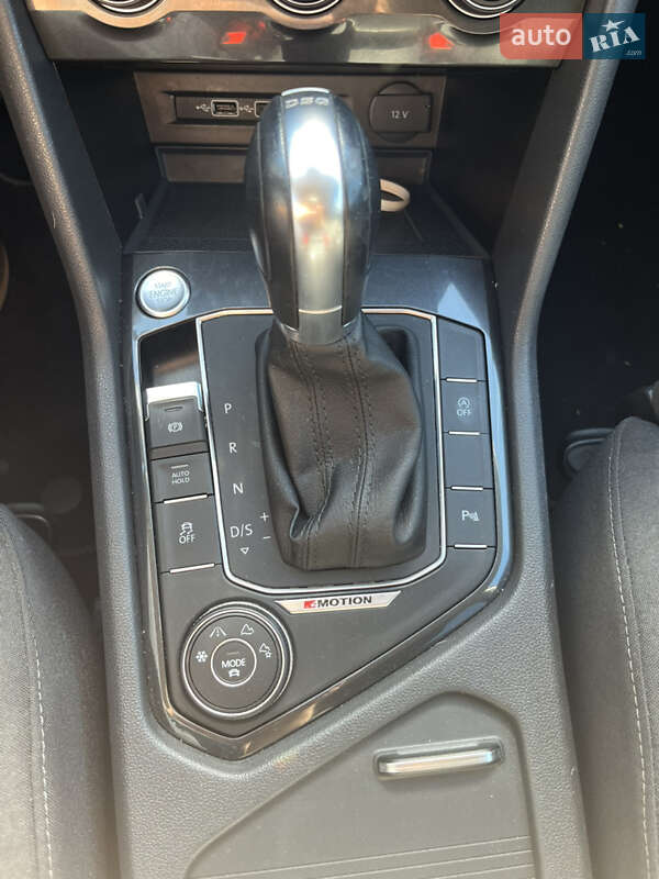 Внедорожник / Кроссовер Volkswagen Tiguan Allspace 2018 в Ужгороде фото 6 Внедорожник / Кроссовер Volkswagen Tiguan Allspace 2018 в Ужгороде