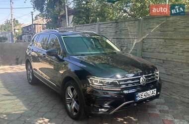 Внедорожник / Кроссовер Volkswagen Tiguan Allspace 2018 в Доброполье