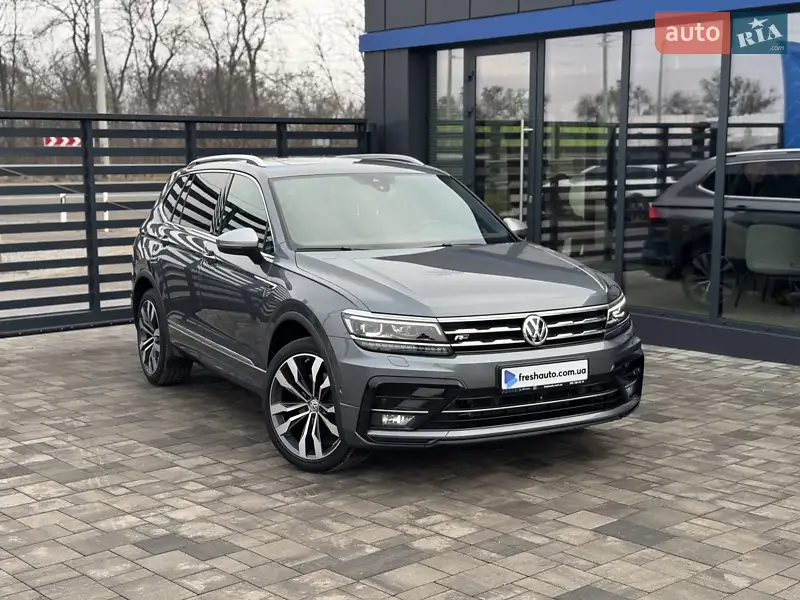 Позашляховик / Кросовер Volkswagen Tiguan Allspace 2020 в 