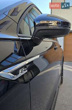 Внедорожник / Кроссовер Volkswagen Tiguan Allspace 2021 в 
