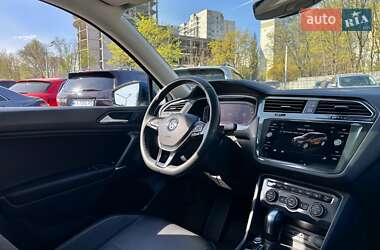 Внедорожник / Кроссовер Volkswagen Tiguan Allspace 2019 в 
