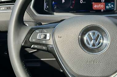 Внедорожник / Кроссовер Volkswagen Tiguan Allspace 2019 в 