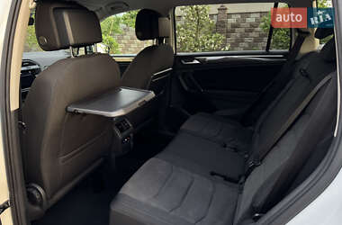 Внедорожник / Кроссовер Volkswagen Tiguan Allspace 2020 в 