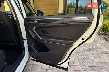 Внедорожник / Кроссовер Volkswagen Tiguan Allspace 2020 в 