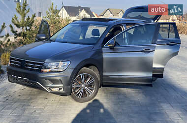 Внедорожник / Кроссовер Volkswagen Tiguan Allspace 2018 в Луцке