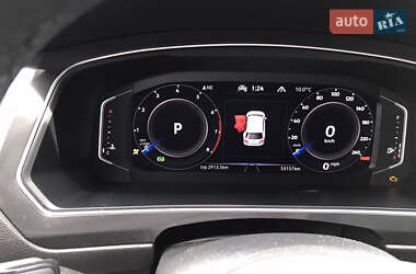 Внедорожник / Кроссовер Volkswagen Tiguan Allspace 2022 в 