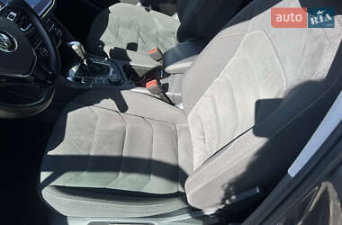 Позашляховик / Кросовер Volkswagen Tiguan Allspace 2021 в 
