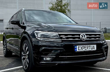Внедорожник / Кроссовер Volkswagen Tiguan Allspace 2018 в Киеве