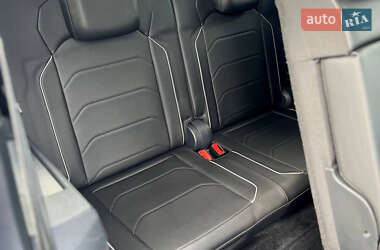 Позашляховик / Кросовер Volkswagen Tiguan Allspace 2018 в 