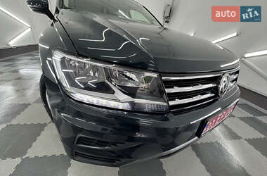 Внедорожник / Кроссовер Volkswagen Tiguan Allspace 2019 в 