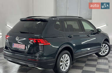 Внедорожник / Кроссовер Volkswagen Tiguan Allspace 2019 в 