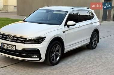 Внедорожник / Кроссовер Volkswagen Tiguan Allspace 2018 в Каменец-Подольском
