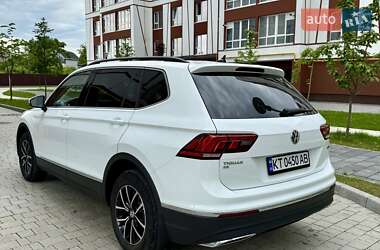 Внедорожник / Кроссовер Volkswagen Tiguan Allspace 2021 в 