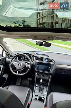 Внедорожник / Кроссовер Volkswagen Tiguan Allspace 2021 в 