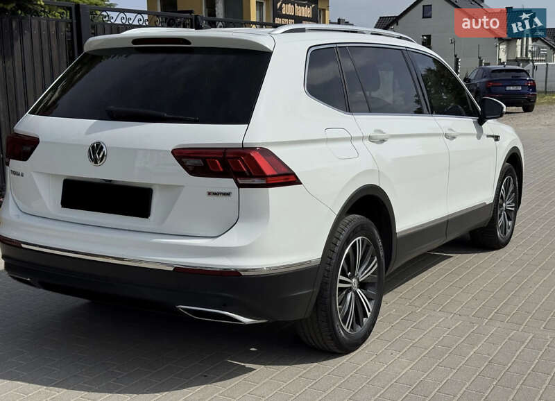 Позашляховик / Кросовер Volkswagen Tiguan Allspace 2020 в Києві