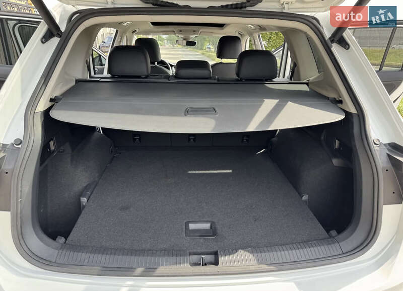Позашляховик / Кросовер Volkswagen Tiguan Allspace 2020 в Києві