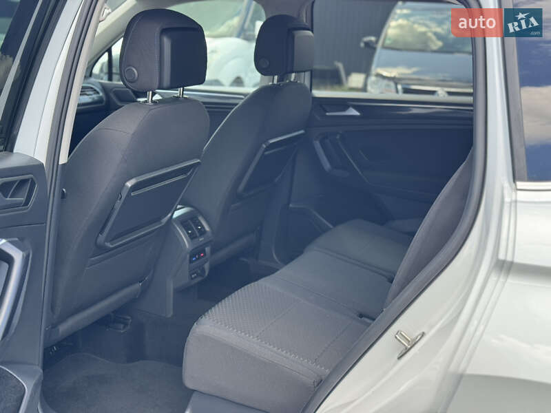 Внедорожник / Кроссовер Volkswagen Tiguan Allspace 2020 в Староконстантинове