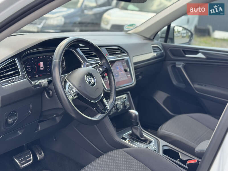 Внедорожник / Кроссовер Volkswagen Tiguan Allspace 2020 в Староконстантинове