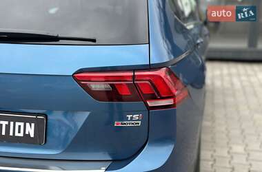Внедорожник / Кроссовер Volkswagen Tiguan Allspace 2018 в 