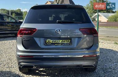 Внедорожник / Кроссовер Volkswagen Tiguan Allspace 2017 в 