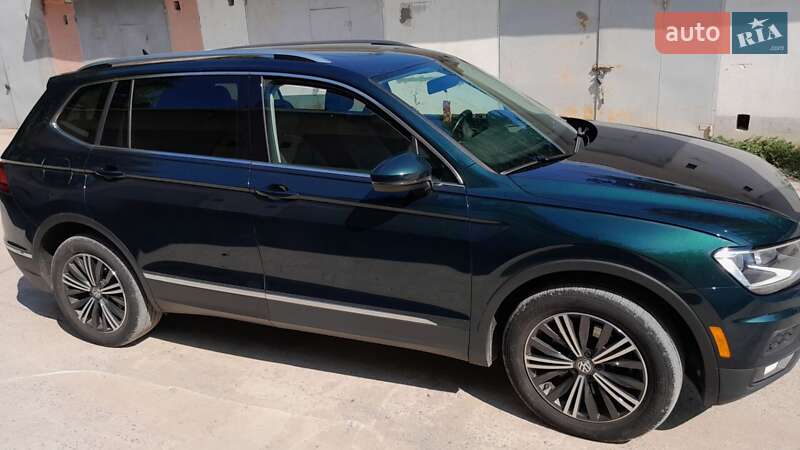 Позашляховик / Кросовер Volkswagen Tiguan Allspace 2018 в Кам'янець-Подільському фото 5 Позашляховик / Кросовер Volkswagen Tiguan Allspace 2018 в Кам'янець-Подільському
