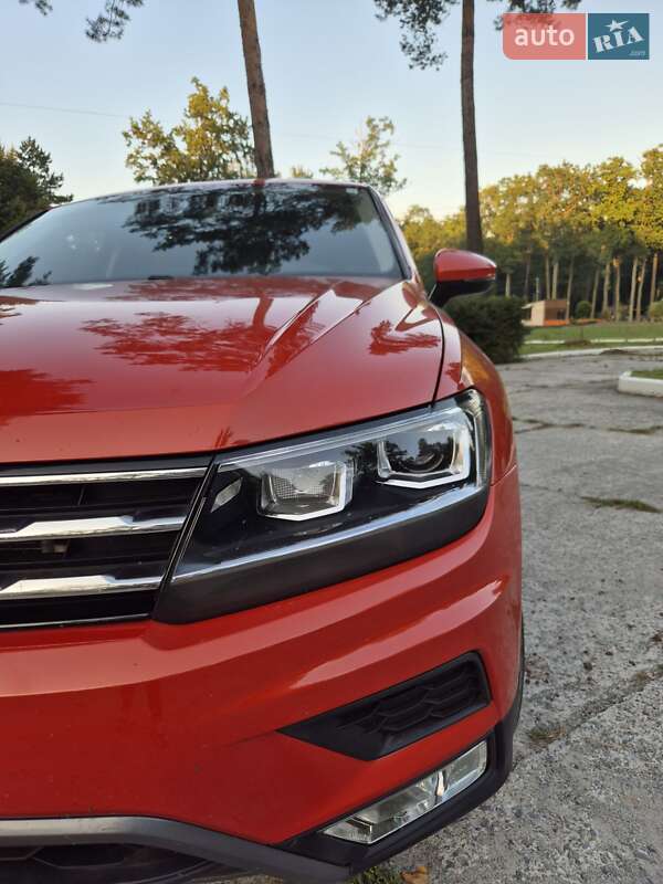 Внедорожник / Кроссовер Volkswagen Tiguan Allspace 2018 в Шепетовке
