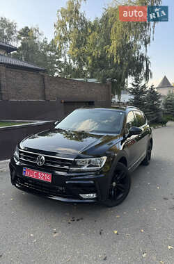 Внедорожник / Кроссовер Volkswagen Tiguan Allspace 2019 в 