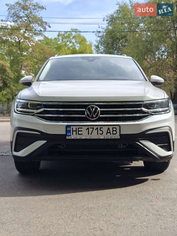 Внедорожник / Кроссовер Volkswagen Tiguan Allspace 2023 в Николаеве