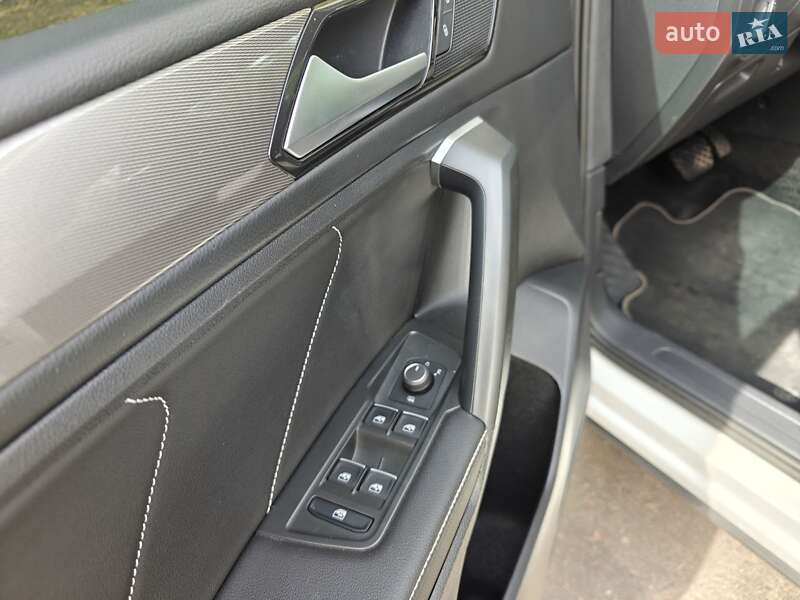 Внедорожник / Кроссовер Volkswagen Tiguan Allspace 2023 в Николаеве