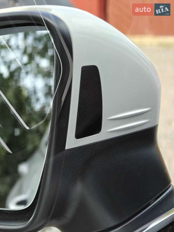 Внедорожник / Кроссовер Volkswagen Tiguan Allspace 2023 в Николаеве