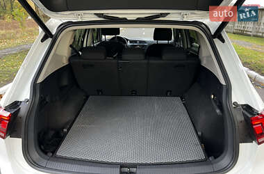 Внедорожник / Кроссовер Volkswagen Tiguan Allspace 2019 в 