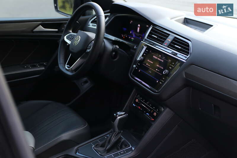 Позашляховик / Кросовер Volkswagen Tiguan Allspace 2023 в Харкові