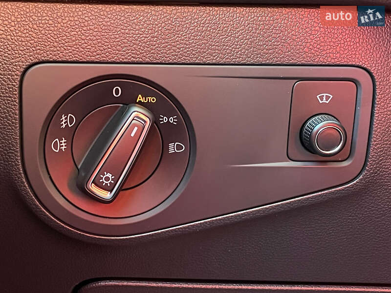 Позашляховик / Кросовер Volkswagen Tiguan Allspace 2021 в Луцьку