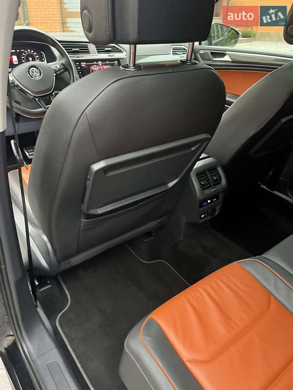 Позашляховик / Кросовер Volkswagen Tiguan Allspace 2020 в Житомирі