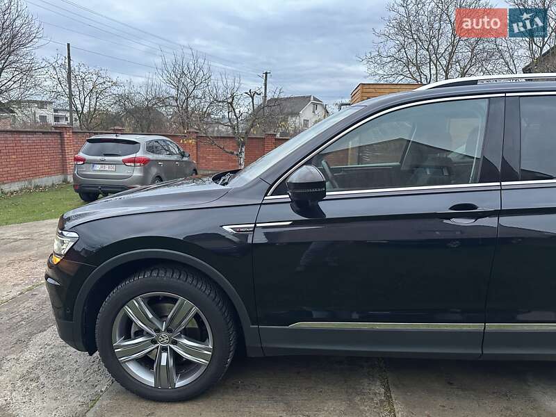 Внедорожник / Кроссовер Volkswagen Tiguan Allspace 2020 в Ивано-Франковске