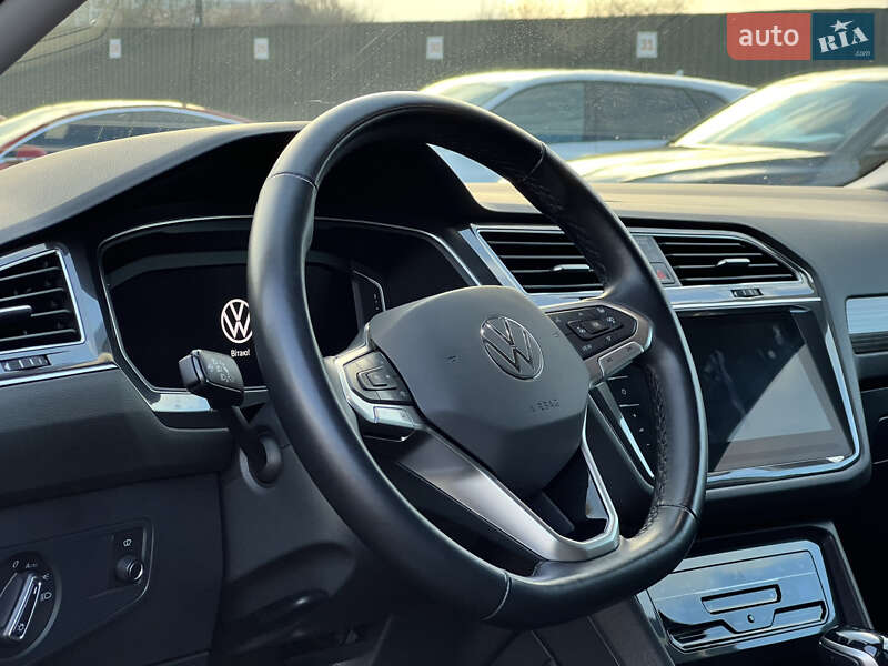 Позашляховик / Кросовер Volkswagen Tiguan Allspace 2022 в Луцьку