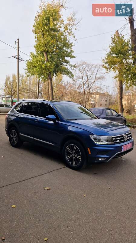 Внедорожник / Кроссовер Volkswagen Tiguan Allspace 2018 в Николаеве фото 3 Внедорожник / Кроссовер Volkswagen Tiguan Allspace 2018 в Николаеве