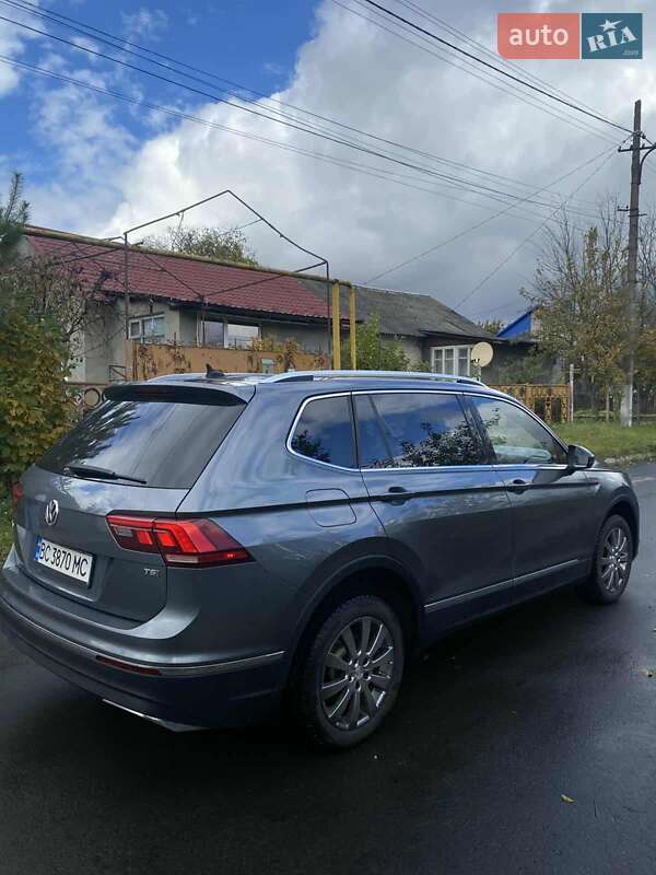 Внедорожник / Кроссовер Volkswagen Tiguan Allspace 2017 в Шептицькому