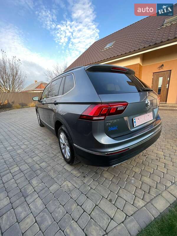 Внедорожник / Кроссовер Volkswagen Tiguan Allspace 2018 в Луцке фото 15 Внедорожник / Кроссовер Volkswagen Tiguan Allspace 2018 в Луцке