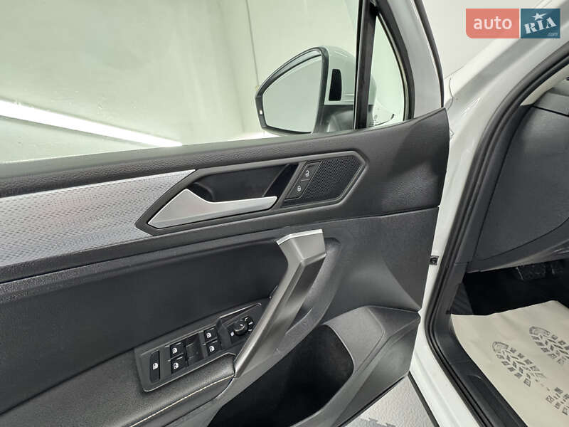 Внедорожник / Кроссовер Volkswagen Tiguan Allspace 2022 в Трускавце