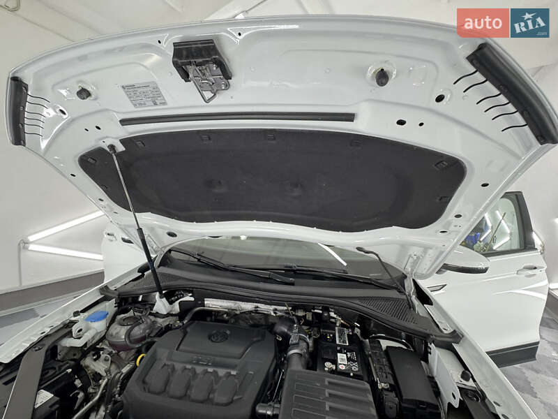 Внедорожник / Кроссовер Volkswagen Tiguan Allspace 2022 в Трускавце